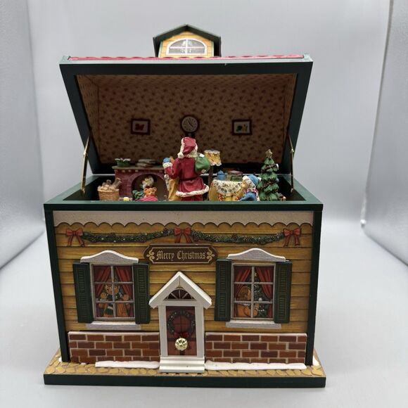 Christmas Traditions Animated Musical House Santa Clause Coming To Town - Picture 1 of 8